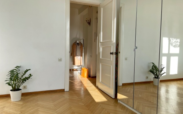 White Na Tverskoy 15 Apartments