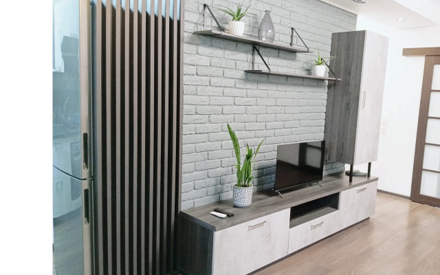 Prostornaya dvukhkomnatnaya dlya semyi Flat