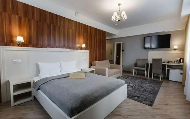 Mariinskiy Hotel