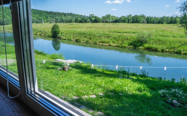 Riverbir Guest House