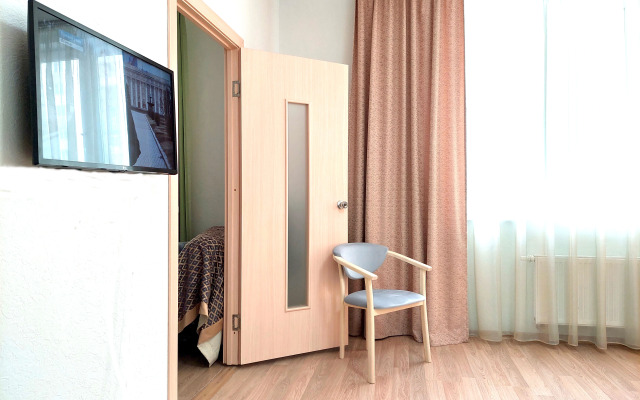 Три квартиры на Сахарова