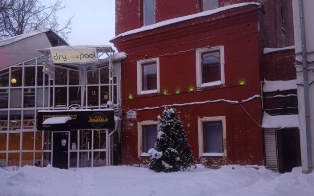 Na Ul. Kirova 12B Flat