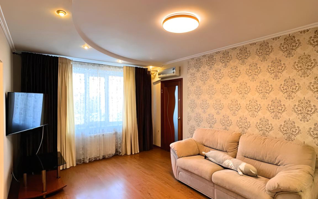 3 Komnaty Flat