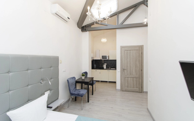 Апартаменты с двуспальной кроватью и кухонной зоной №3