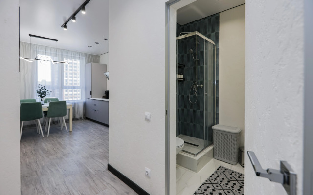S Dizaynerskim Remontom V Tsentre Goroda Flat