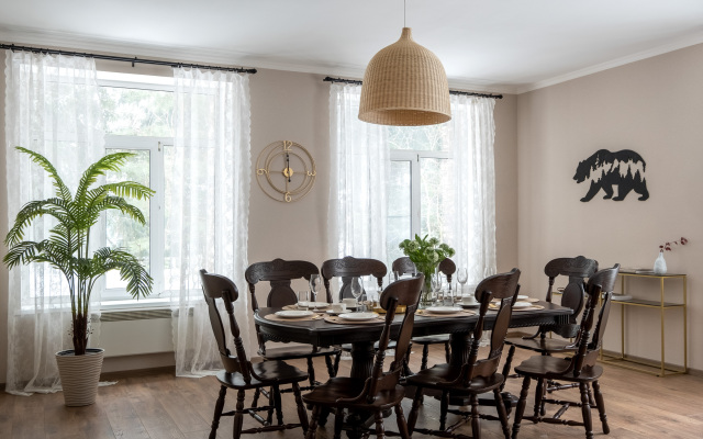 Kottedzh V Lesu Guest House