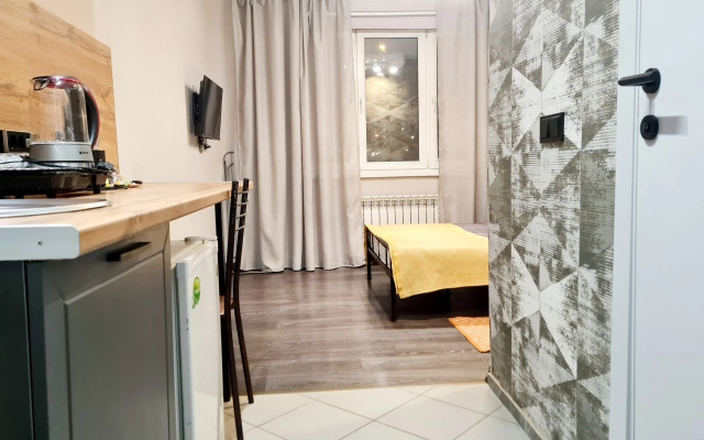 Dvukhmestnaya Studiya S Kukhney Vozle Metro Flat
