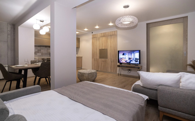 Istoriya u Kremlya Flat