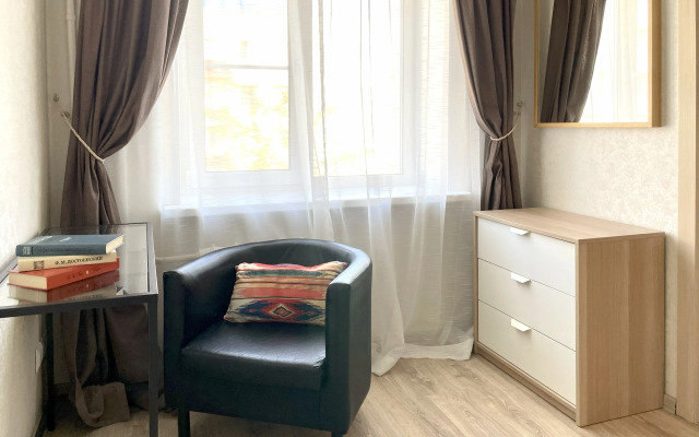 Dvukhkomnatnaya V Tsentre Goroda Flat