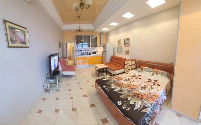 2-Komnatnye Na Naberezhnoy Flat