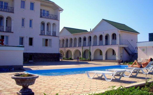 Villa Elvika Guest house