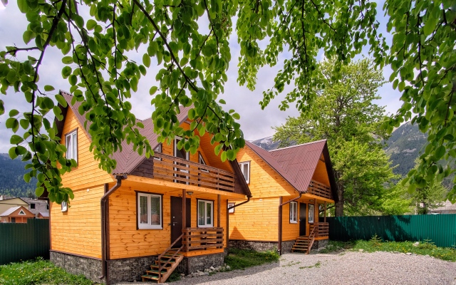 Uyutnij Arkhyz Guest House