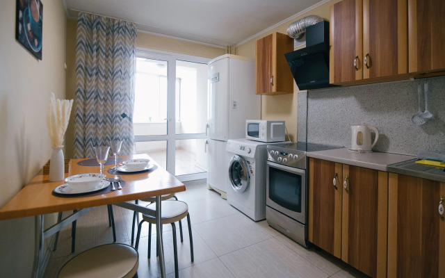 Апартаменты Большая двухкомнатная квартира напротив ДВГУПС