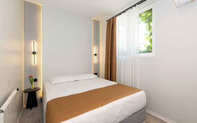 Istanbul Holiday Hotel