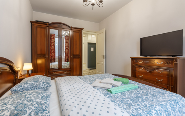FortEstate 7 na Butlerova 7b Apartment