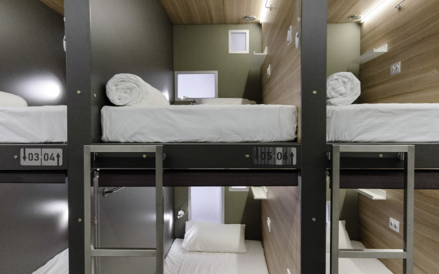 Capsula Hotel