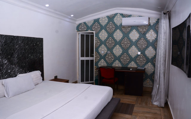 Connecting Lagos Suites Hotel