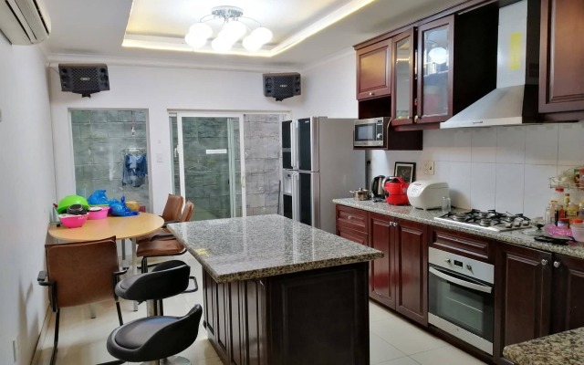 David Homes Guest House