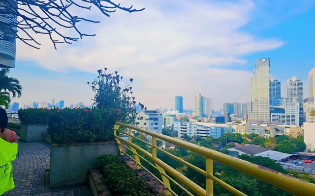 Apartment hotel River Front 4
