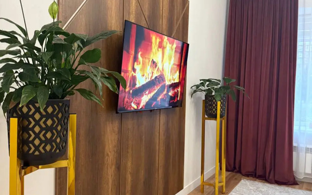 Квартира Полноценная двухкомнатная в модном районе