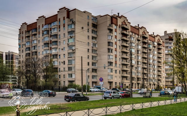 Dve Podushki Na Zvezdnoj Apartments