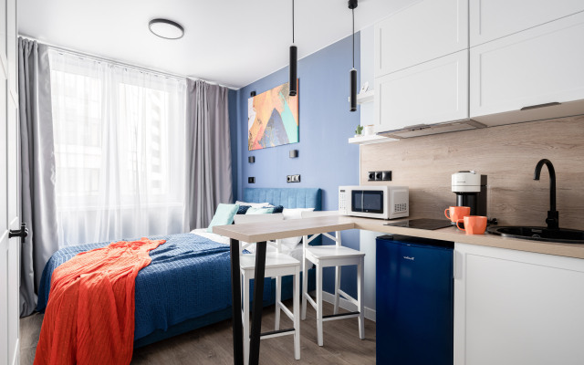 Bulvar Ejnshteyna 4 (402) Apartments