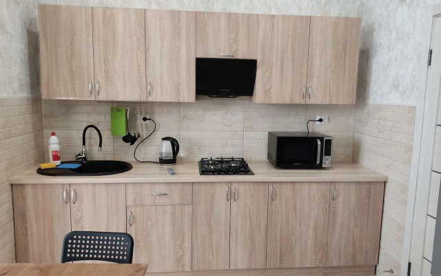 Квартира нoвая 2-ух комнатнaя