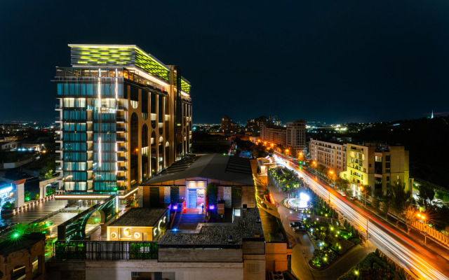 KeyGo #0093, 1 Bedroom, Near Dvin Music Hall Apartments