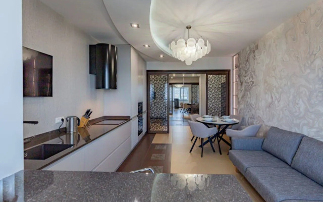 Квартира на Приморской Улице, 30