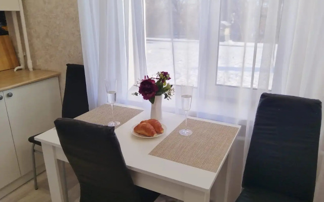 50 Let Oktyabrya 18 Apartment