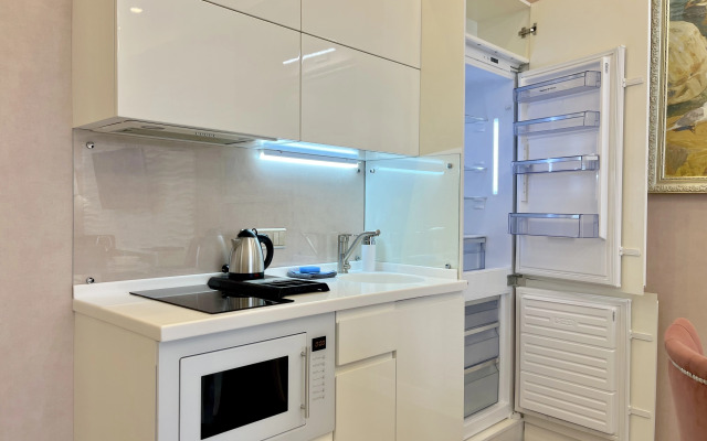 Akvadelyuks u morya, s bassejnom, SPA, plyazhem N740 Apartments