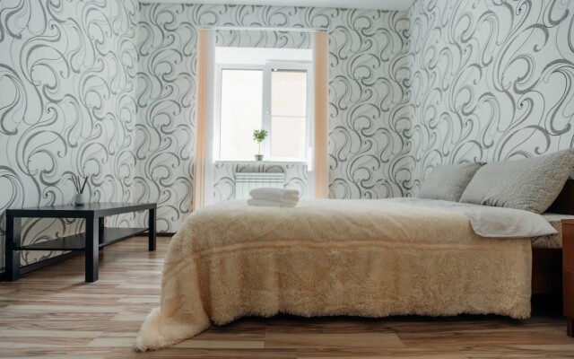 Trekhkomnatnye apartamenty ekonom na 8 spalnykh mest  Apartments