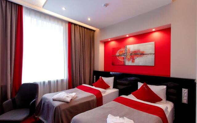 Mildom Premium Hotel