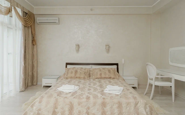 Kalipso Hotel