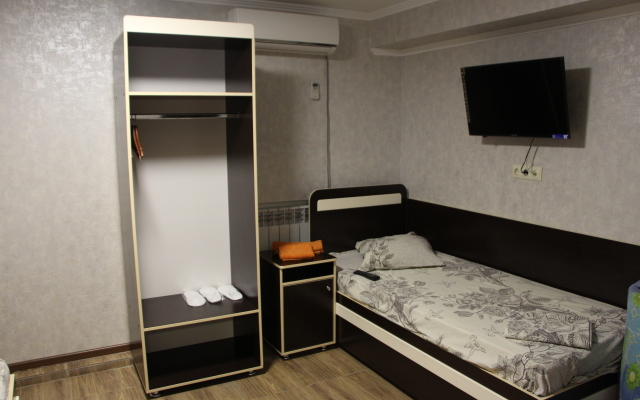 AV Mini hotel