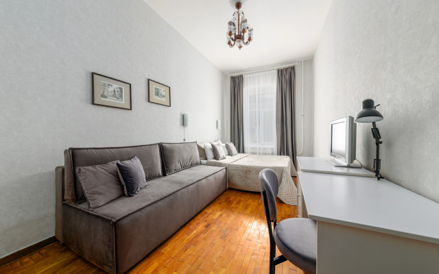 Апартаменты 3 спальни на Мойке