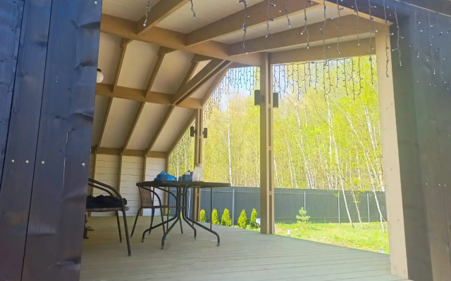 Dubldom U Lesa Private house