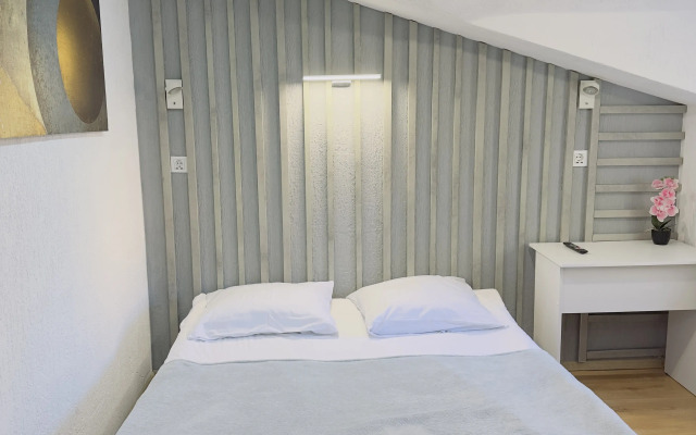 Апартаменты на Мансарде TravelCool