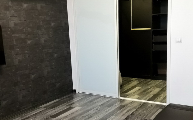 White & Black Apartments