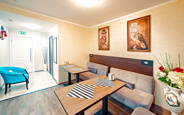 Shato City Hotel