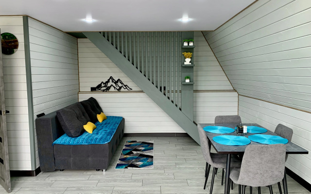 Частный дом Отражение гор