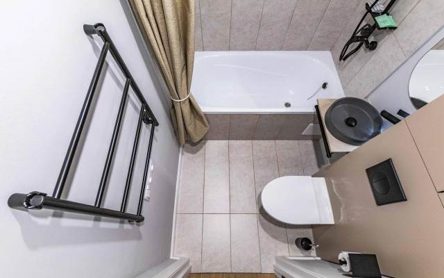 BeGuest na naberezhnoj reki Iseti Flat