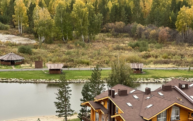 Business Residence, 810 Apartments