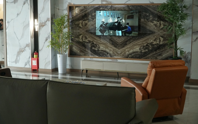 Qorasuv Hotel
