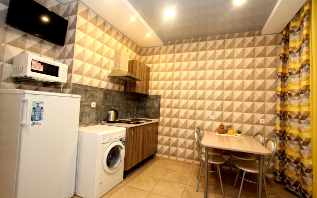 Апартаменты Глобус на Крестинского 35 (2)