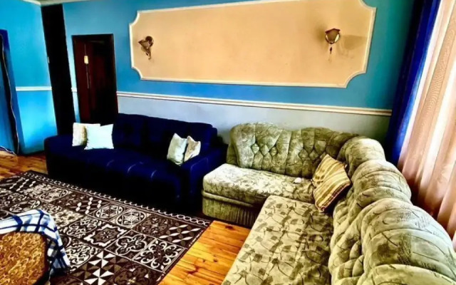 Квартира трехкомнатная в Ленинском районе