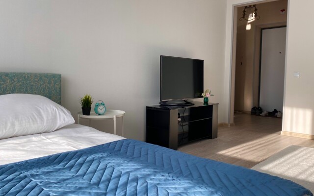 Cozy apartment near the shopping center Planeta