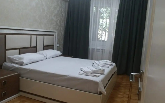 RentInnYerevan Vardanants 5A Apartments