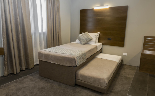 Bankstown Hotel