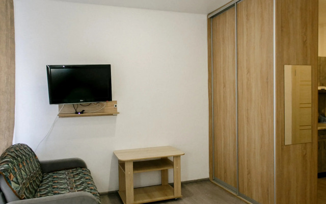 Lazurnaya Dolina 85b Flat